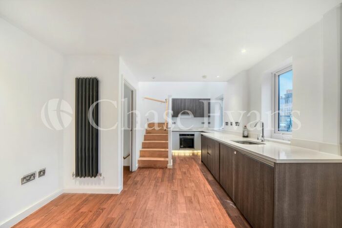 3 Bedroom Terraced House To Rent In Kimberley Place, Purley, Croydon, CR8