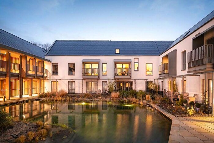 2 Bedroom Retirement Property For Sale In Steepleton Court Cirencester Road Tetbury, GL8