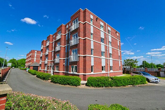 1 Bedroom Apartment To Rent In The Locks, Forebay Drive, Irlam, M44