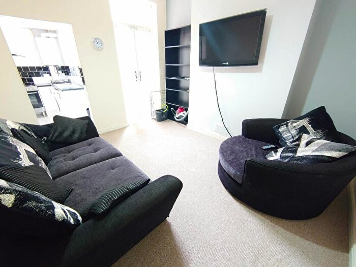 3 Bedroom Terraced House To Rent In Halsbury Road, Kensington, Liverpool, L6