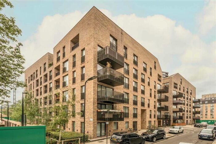 2 Bedroom Flat To Rent In Branch Place, Shoreditch, N1