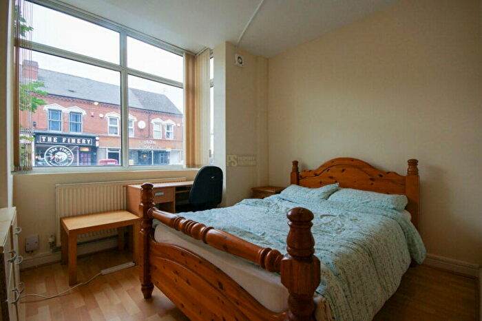 2 Bedroom Terraced House To Rent In Raddlebarn Road, Selly Oak, Birmingham, B29
