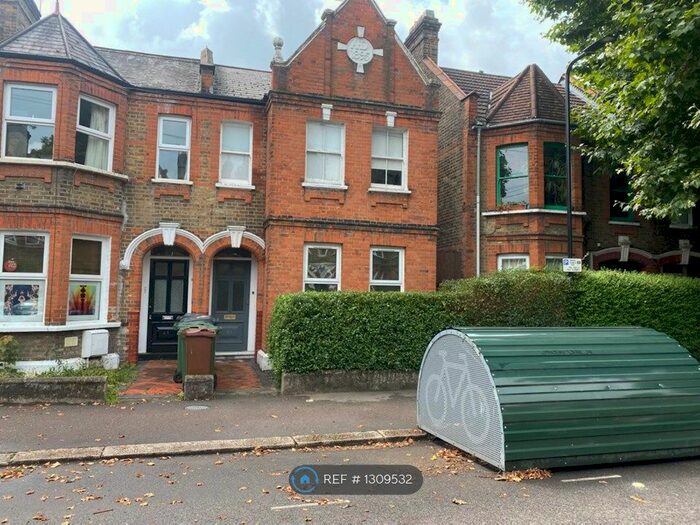 1 Bedroom Flat To Rent In Walthamstow, London E17