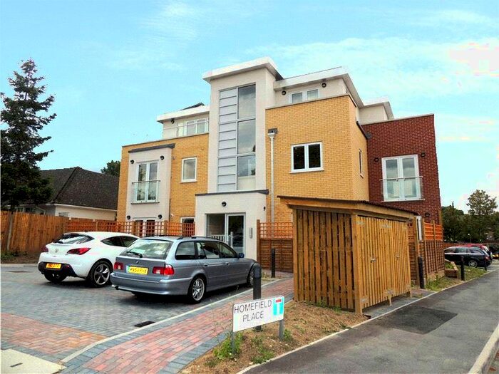 2 Bedroom Flat To Rent In Woodbury Close, Croydon CR0