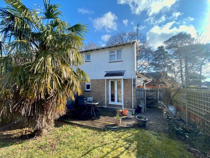 1 Bedroom Semi-Detached House To Rent In Meadowsweet Road, Creekmoor, Poole, BH17