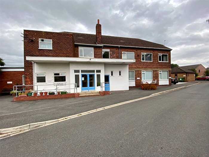 1 Bedroom Flat To Rent In Bramble Close, Willerby, Bramble Close, Willerby, Hull, East Yorkshire, HU10