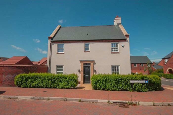 3 Bedroom Semi-Detached House To Rent In Tolsford Road, Houlton, Rugby, CV23