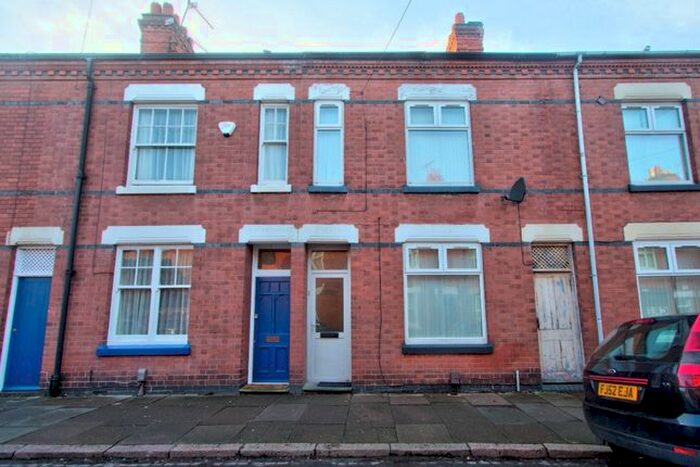 4 Bedroom Terraced House To Rent In Hartopp Road, Clarendon Park, Leicester, LE2
