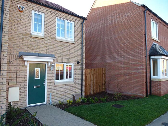 2 Bedroom Terraced House To Rent In Kings Avenue, Ely, CB7