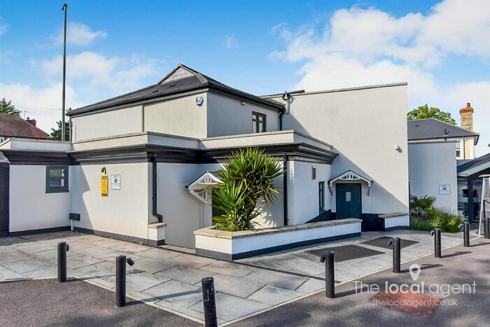 1 Bedroom Flat To Rent In Dorking Road, Epsom, KT18