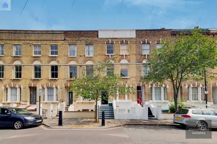 1 Bedroom Flat To Rent In Davenant Road, Raised Ground Floor Flat, Archway, London, N19