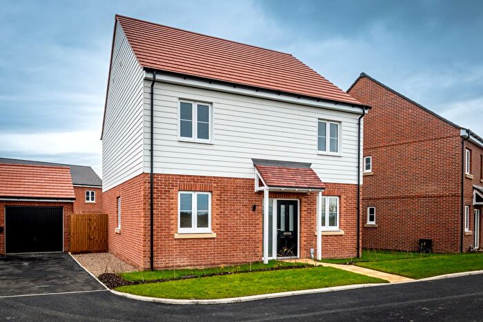 4 Bedroom Detached House For Sale In Pershore, Worcestershire, WR10