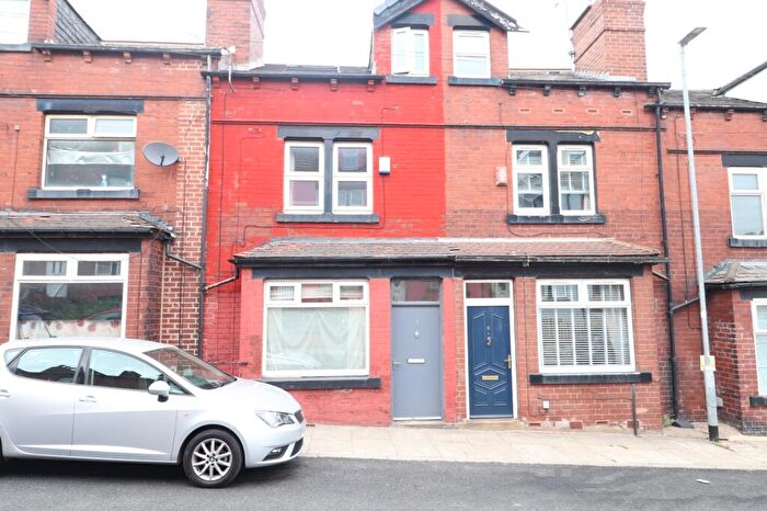 3 Bedroom Terraced House To Rent In Athlone Grove, Leeds, West Yorkshire, LS12