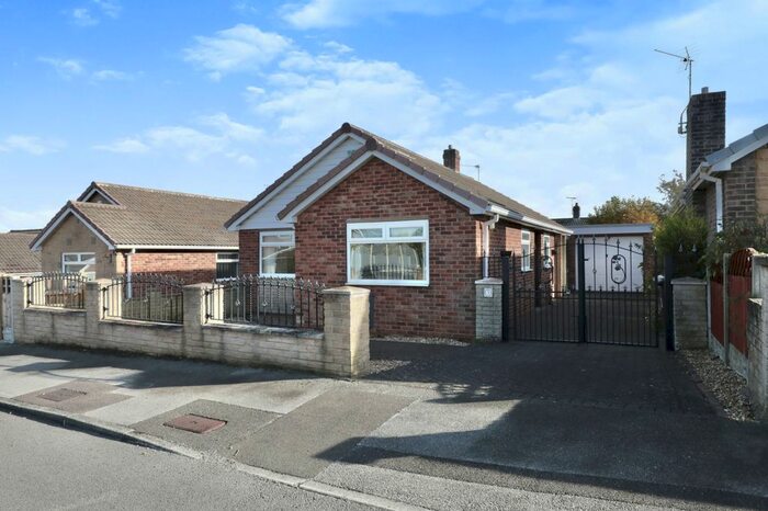 3 Bedroom Bungalow To Rent In Laurel Close, South Anston, Sheffield, South Yorkshire, S25