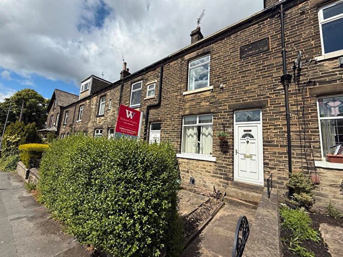 2 Bedroom Terraced House To Rent In Bowling Hall Road, Bradford, BD4