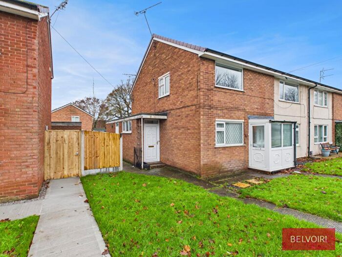 2 Bedroom Flat To Rent In Dean Road, Rhosnesni, Wrexham, LL13