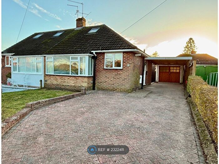 2 Bedroom Semi-Detached House To Rent In Woodside Road, Farnham, GU9