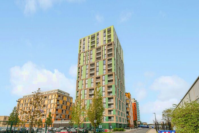 1 Bedroom Flat To Rent In Telcon Way, London, SE10