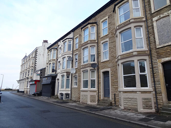 2 Bedroom Flat To Rent In - Alexandra Road, Morecambe, LA3