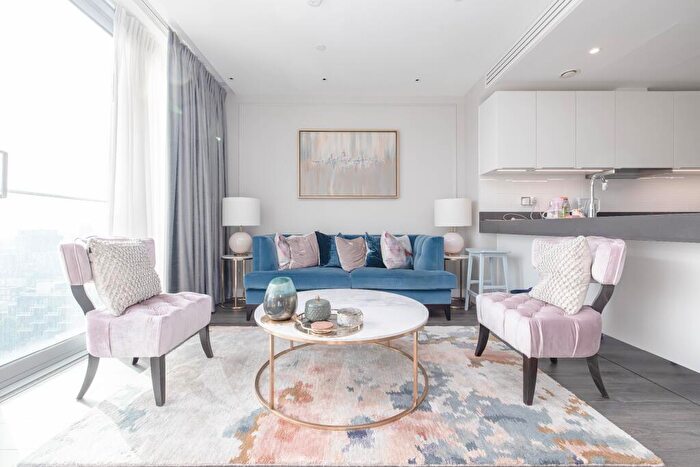 2 Bedroom Apartment To Rent In Apartment, Kingwood House, Chaucer Gardens, London, E1