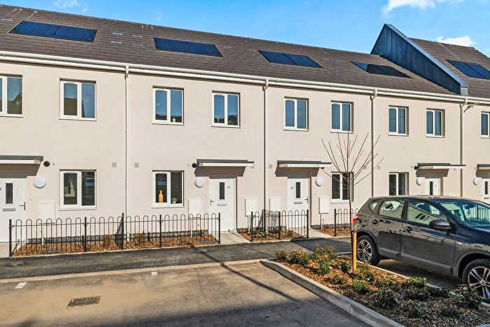 2 Bedroom Terraced House For Sale In Bobbin Lane, EX32