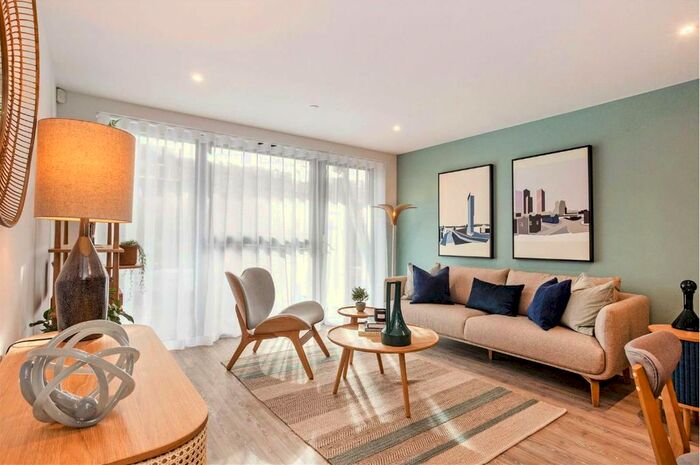 2 Bedroom Flat To Rent In Potato Wharf, Manchester, England, M3