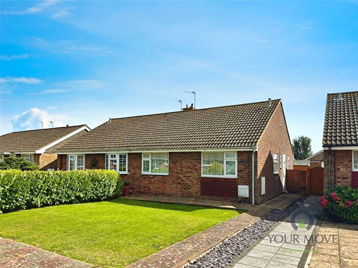 2 Bedroom Bungalow For Sale In Coleridge Walk, Eastbourne, East Sussex, BN23