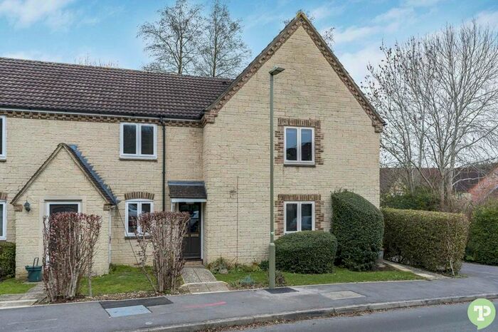 2 Bedroom Flat To Rent In Kelham Hall Drive, Wheatley, OX33