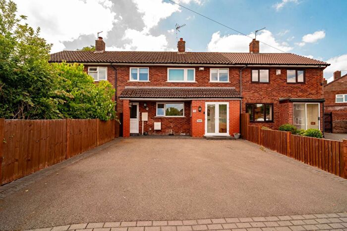 3 Bedroom Terraced House For Sale In The Innage, Hollywood, Birmingham, B47