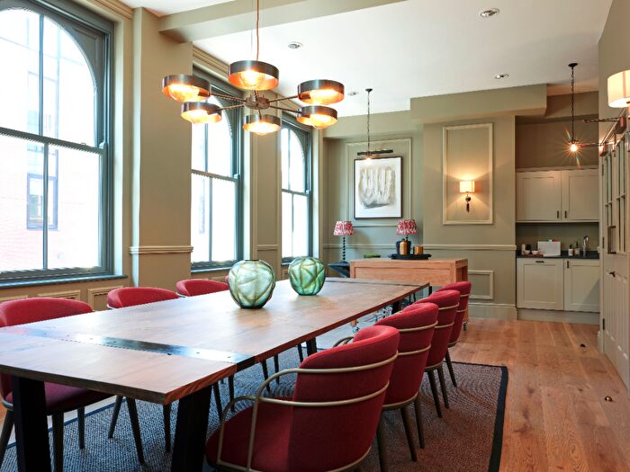 1 Bedroom Apartment To Rent In Newhall Walk, Birmingham, B3