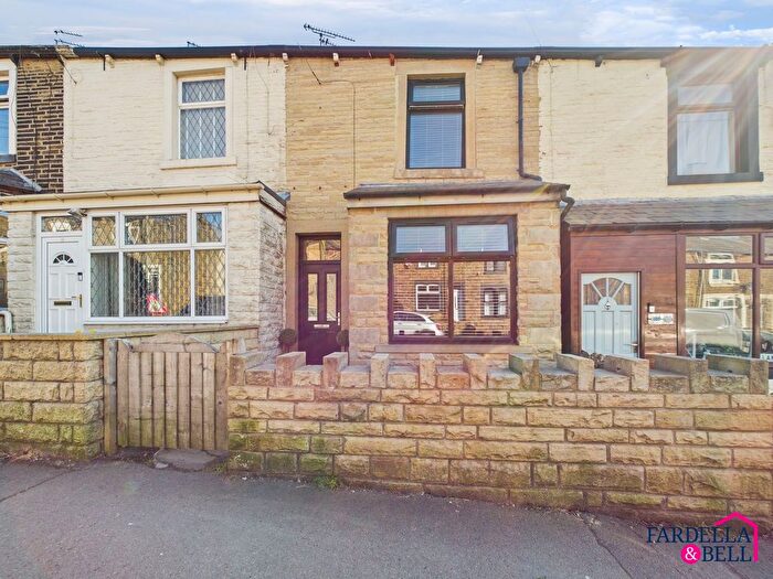 2 Bedroom Terraced House For Sale In Burnley Road, Briercliffe, BB10