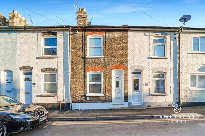 3 Bedroom Terraced House For Sale In William Street, Sittingbourne, ME10