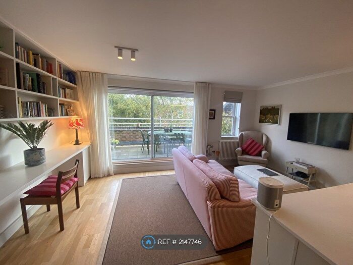 2 Bedroom Maisonette To Rent In Saint Agnes Close, London, E9