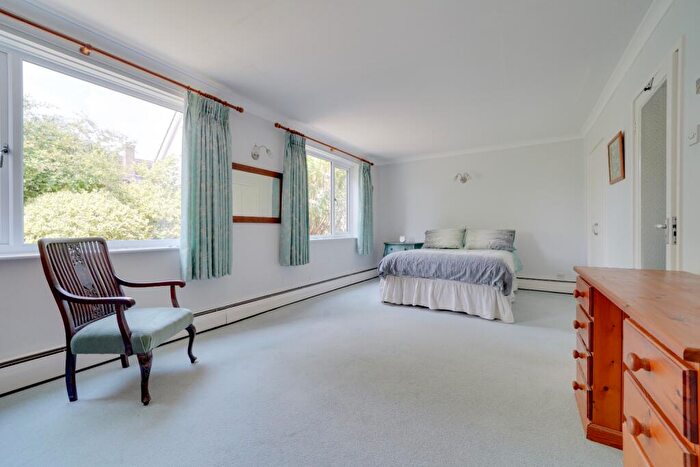 2 Bedroom Detached Bungalow For Sale In Chestnut Close, St. Ives, Cambridgeshire, PE27