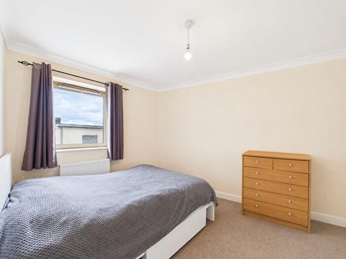 1 Bedroom Flat To Rent In Richwood House, Trinity School Lane, Cheltenham, GL52