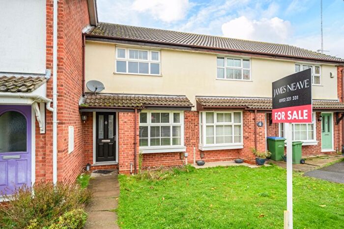 2 Bedroom Terraced House For Sale In Viner Close, Walton-On-Thames, KT12