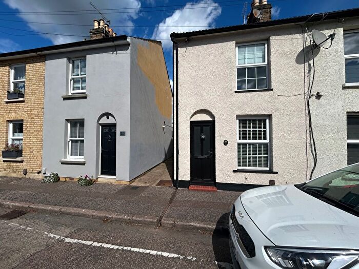 3 Bedroom End Of Terrace House For Sale In Greenfield Street, Waltham Abbey, EN9