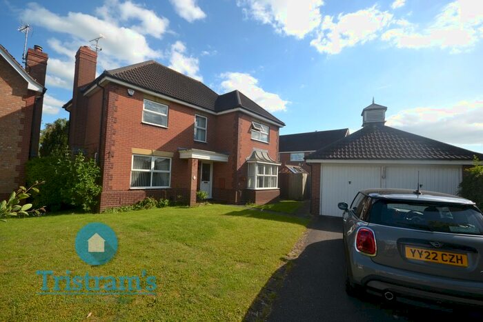 4 Bedroom Detached House To Rent In Skelwith Close, West Bridgford, Nottingham, NG2