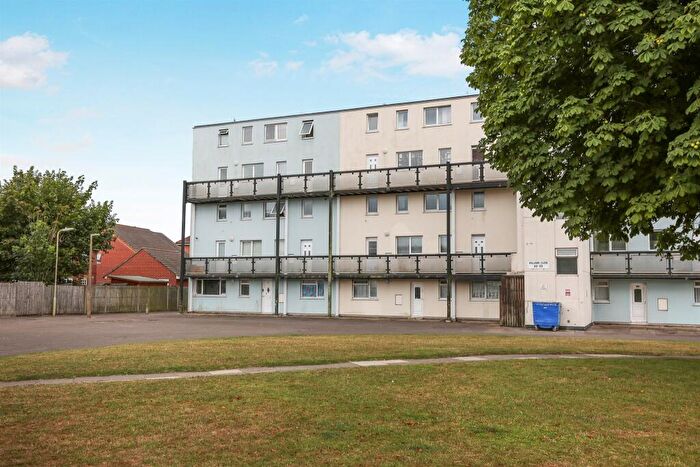 2 Bedroom Maisonette For Sale In Williams Close, Gosport, PO13