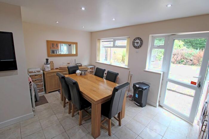 3 Bedroom Detached House To Rent In Minton Road, Harborne, Birmingham, B32