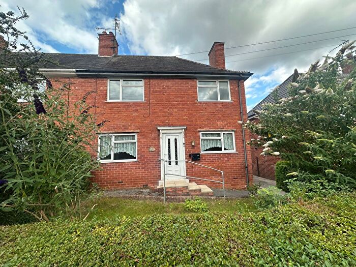 3 Bedroom End Of Terrace House For Sale In First Avenue, Edwinstowe, Mansfield, NG21