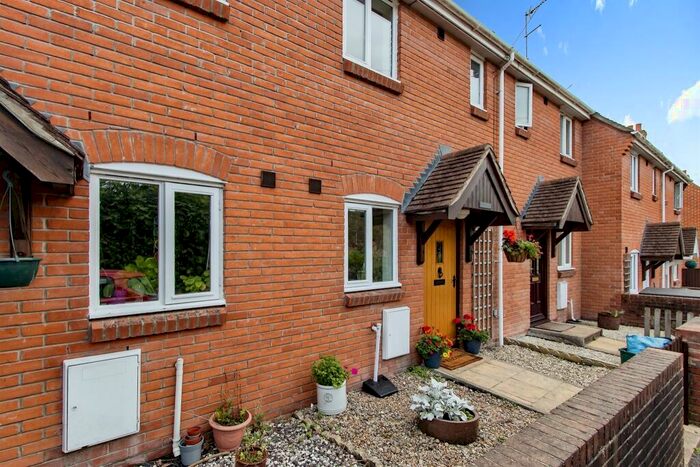 3 Bedroom Town House For Sale In Throop Road, Templecombe, BA8