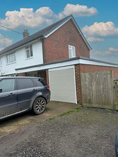 4 Bedroom House To Rent In Mynthurst, Leigh, Reigate, Surrey., RH2