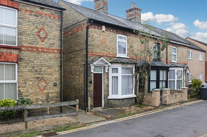 2 Bedroom End Of Terrace House To Rent In Russell Street, St. Neots, PE19