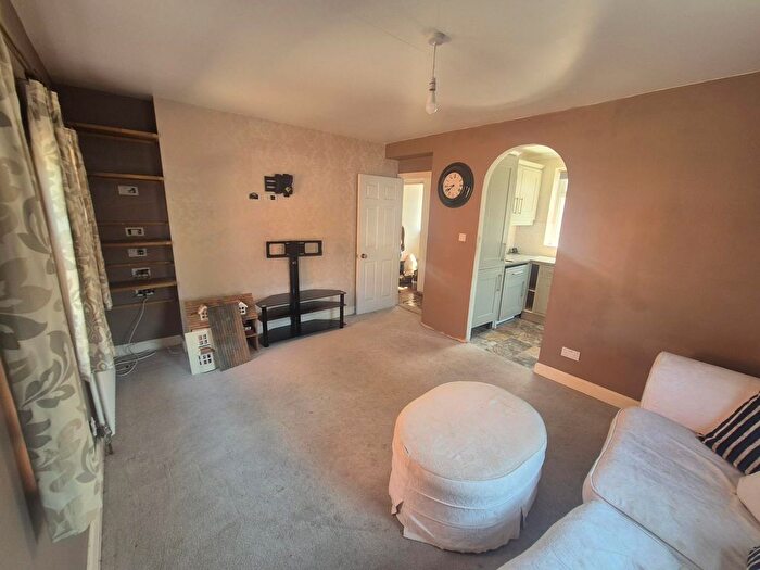 1 Bedroom Flat To Rent In Hendford Grove, Yeovil, BA20