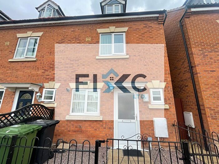 3 Bedroom Semi Detached House To Rent In Hargate Way Hampton Hargate, Peterborough, Cambridgeshire, PE7