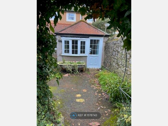 1 Bedroom Bungalow To Rent In Barholme, Torquay, TQ1