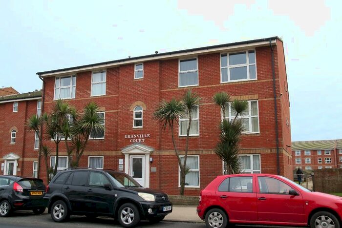 1 Bedroom Flat To Rent In The Causeway, Seaford, East Sussex, BN25