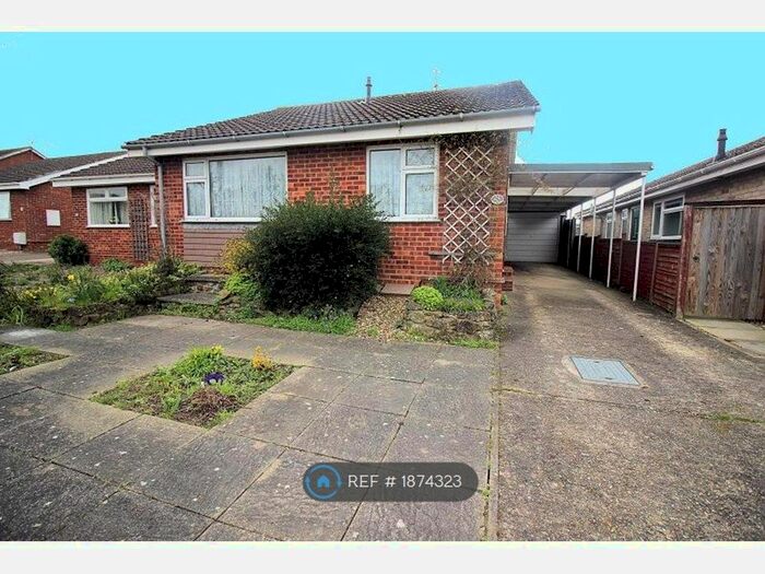 2 Bedroom Semi-Detached House To Rent In Englands Road, Acle, NR13