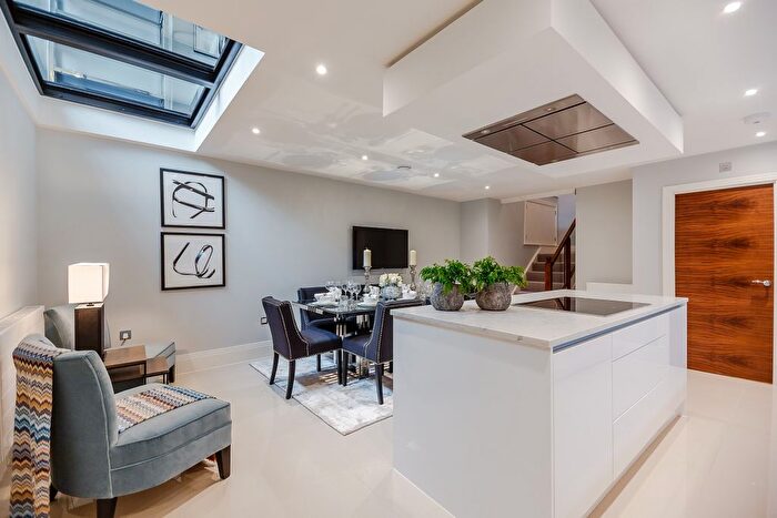 2 Bedroom Flat To Rent In Rainville Road, London, W6